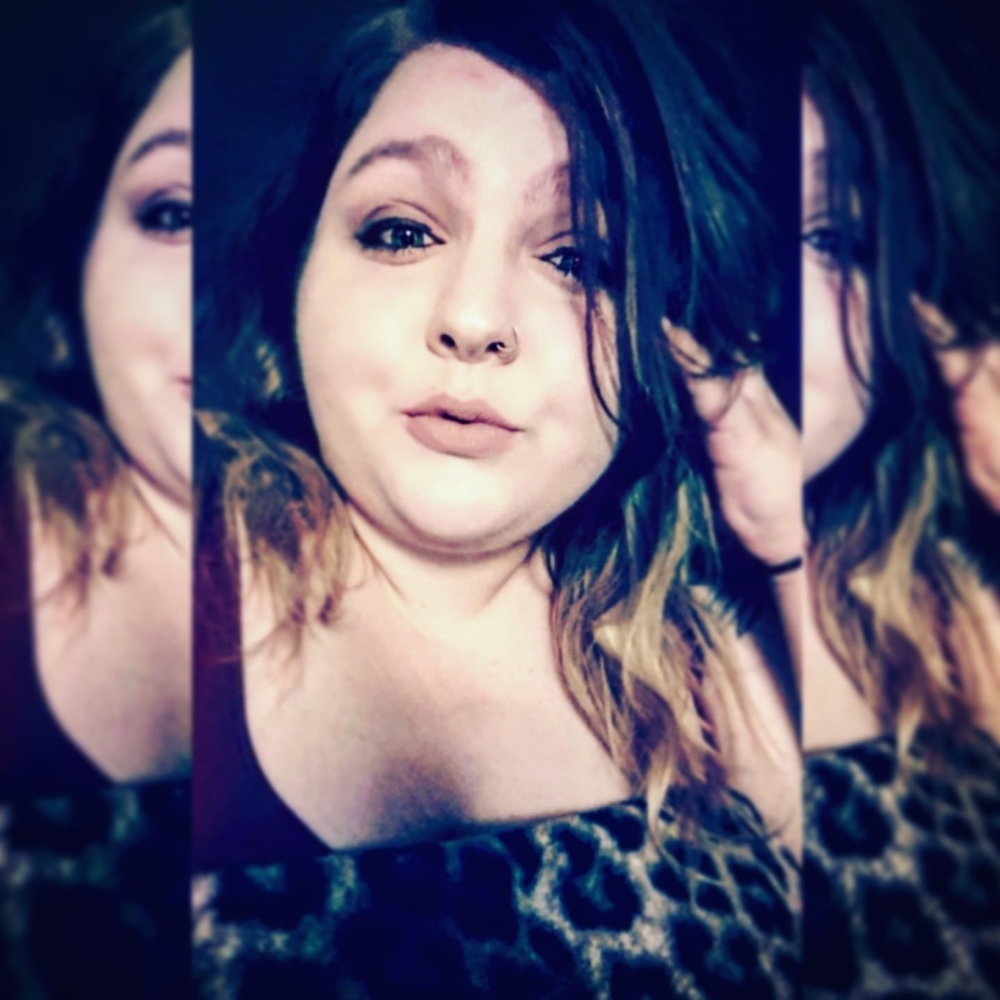 Meet your Posher, Cora